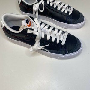 Nike Blazer Low ‘77 Women's Size 7